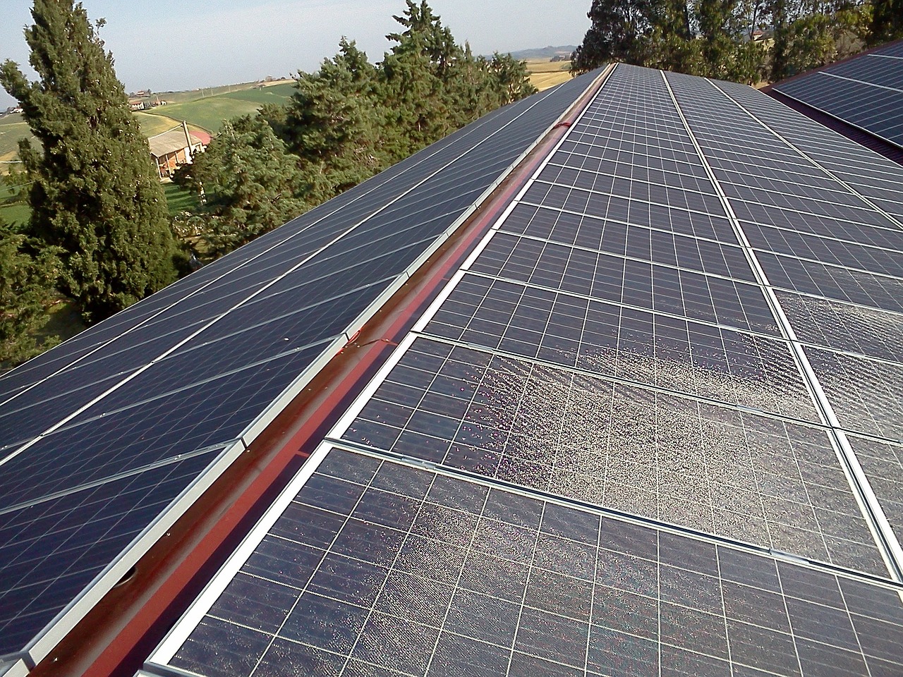 Ekologiczne ogrzewanie – monitoring zużycia energii: Kolektory słoneczne. Montaż instalacji PV Rzeszów
